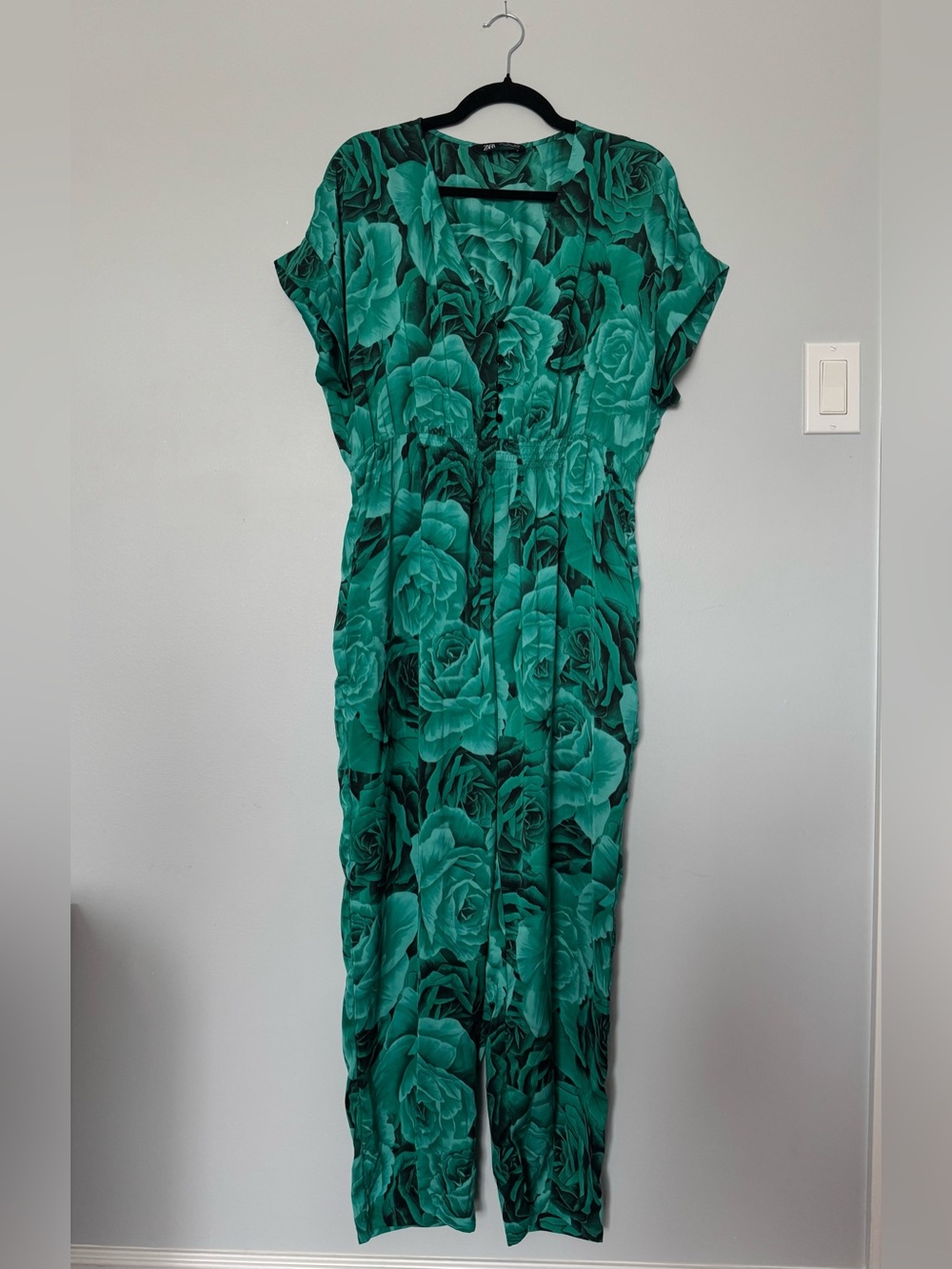 Zara Green Floral Jumpsuit Size L Tapered Leg Side Pockets - Picture 2 of 7
